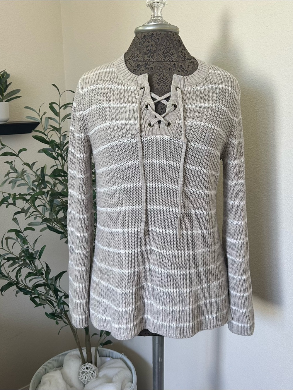 Old Navy Lace-Up Striped Crewneck Sweater - Gray & White